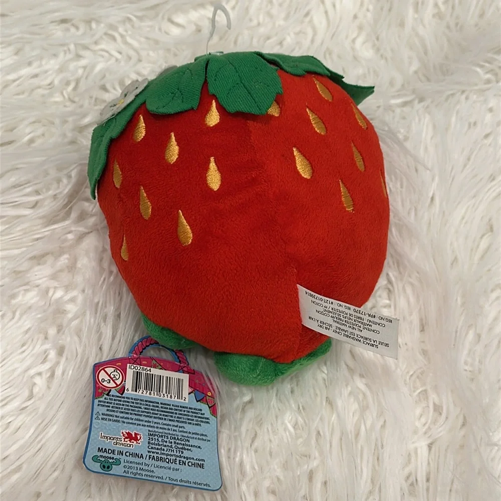 Shopkins Red Strawberry New Condition Stuff Fruit 6 1/2” Long